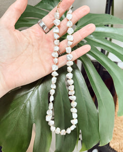 BAROQUE PEARL NECKLACE