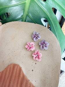 FLOWER STUDS