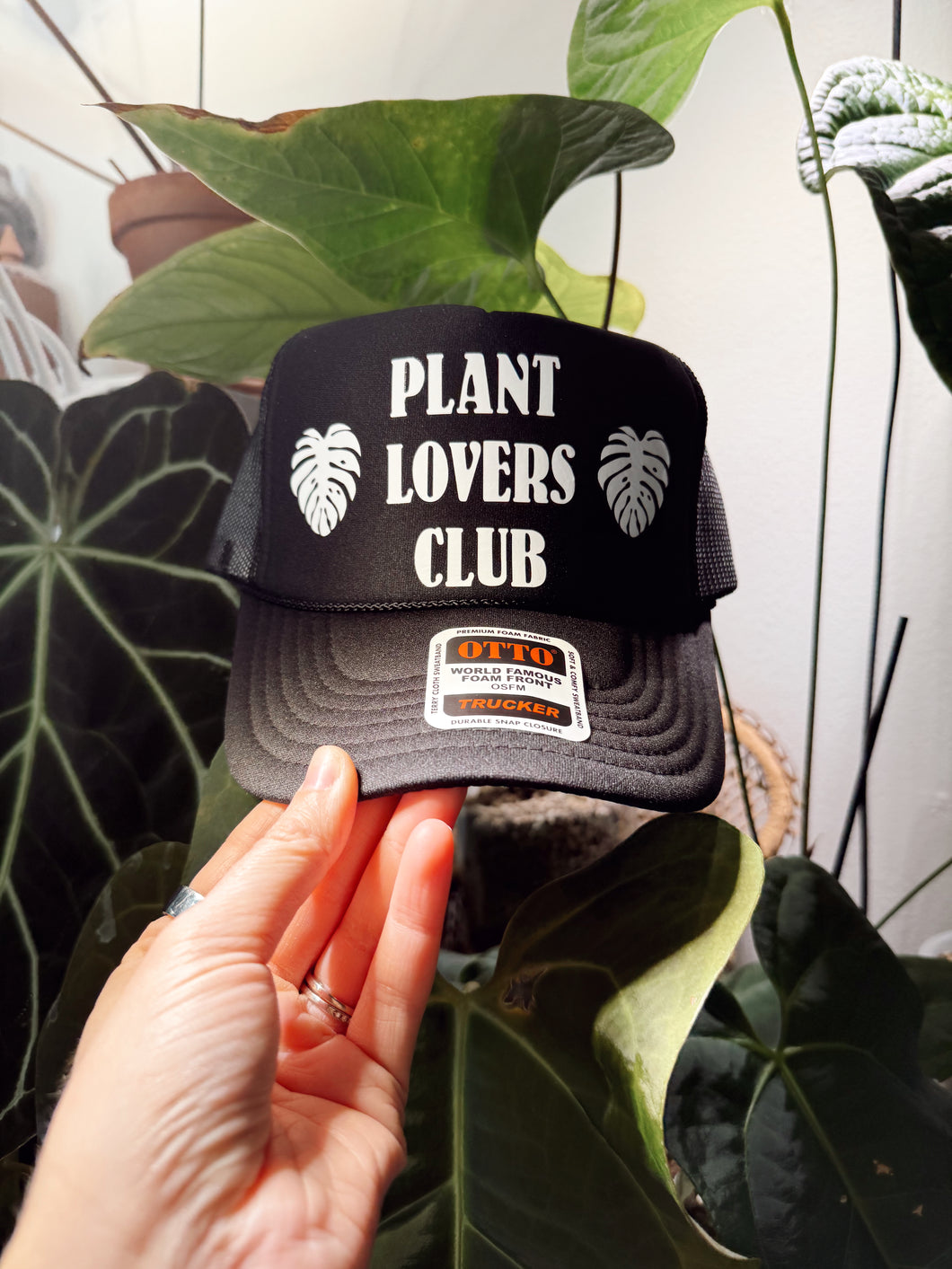 PLANT LOVERS CLUB